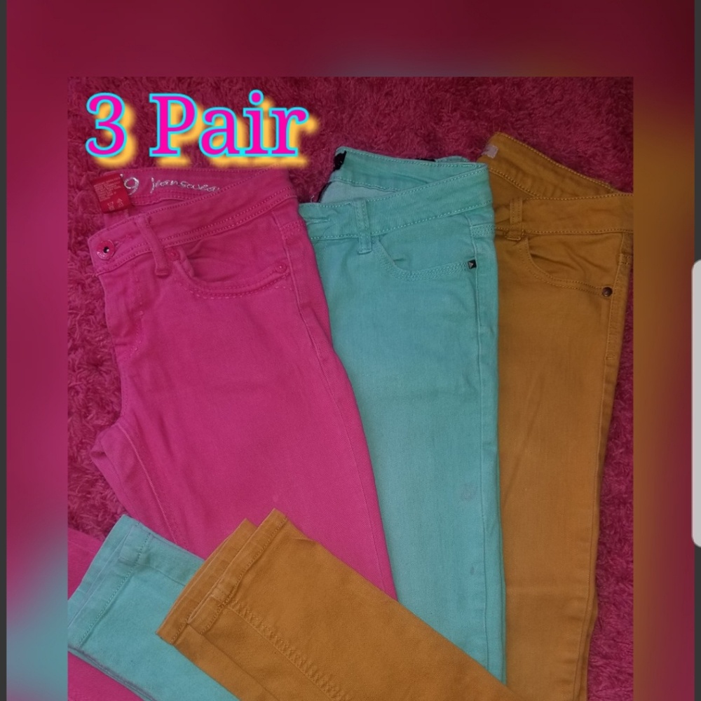 3 pair of jeans